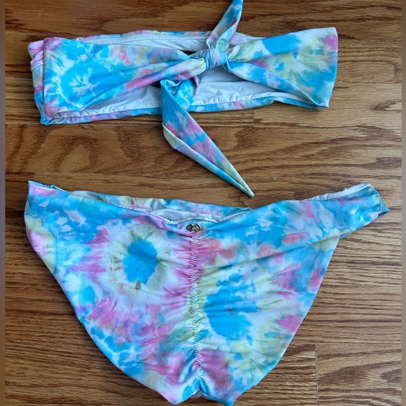 PQ tie dyed strapless bikini top & bottom - Picture 2 of 2